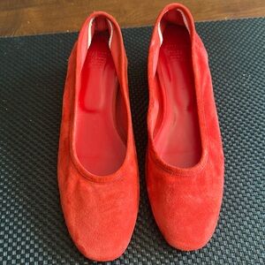 Gorgeous suede red ballerina flats sz39